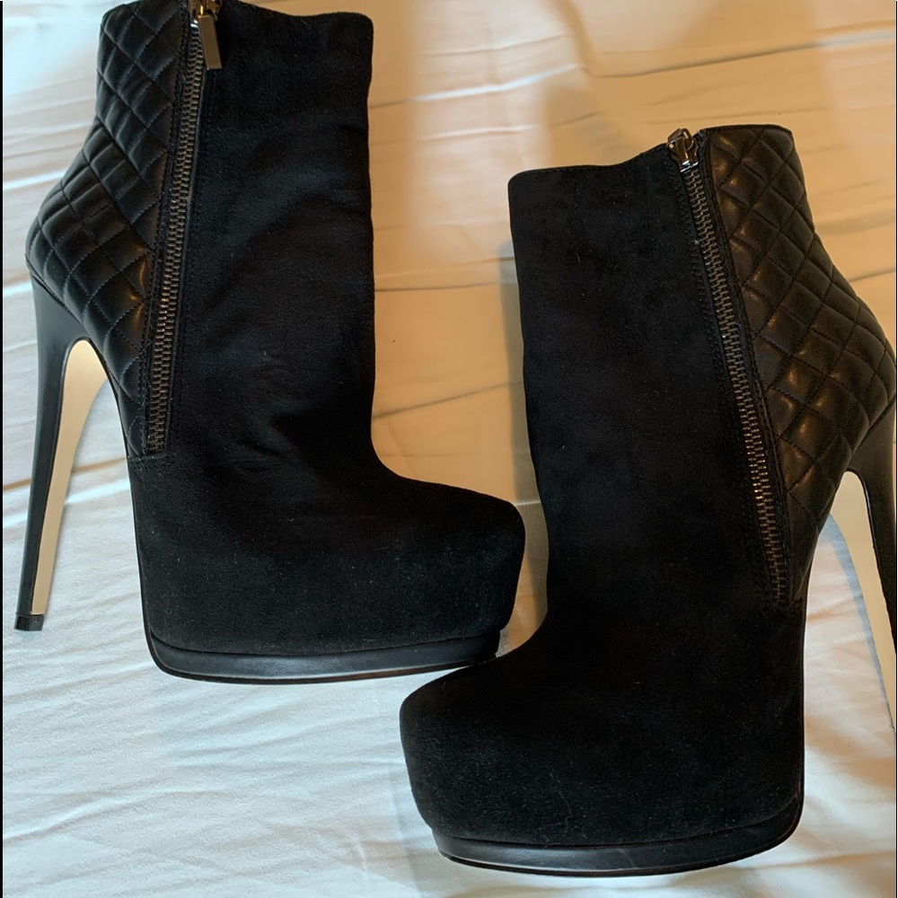 Truth or Dare by Madonna Michonski 91 ankle boots.
